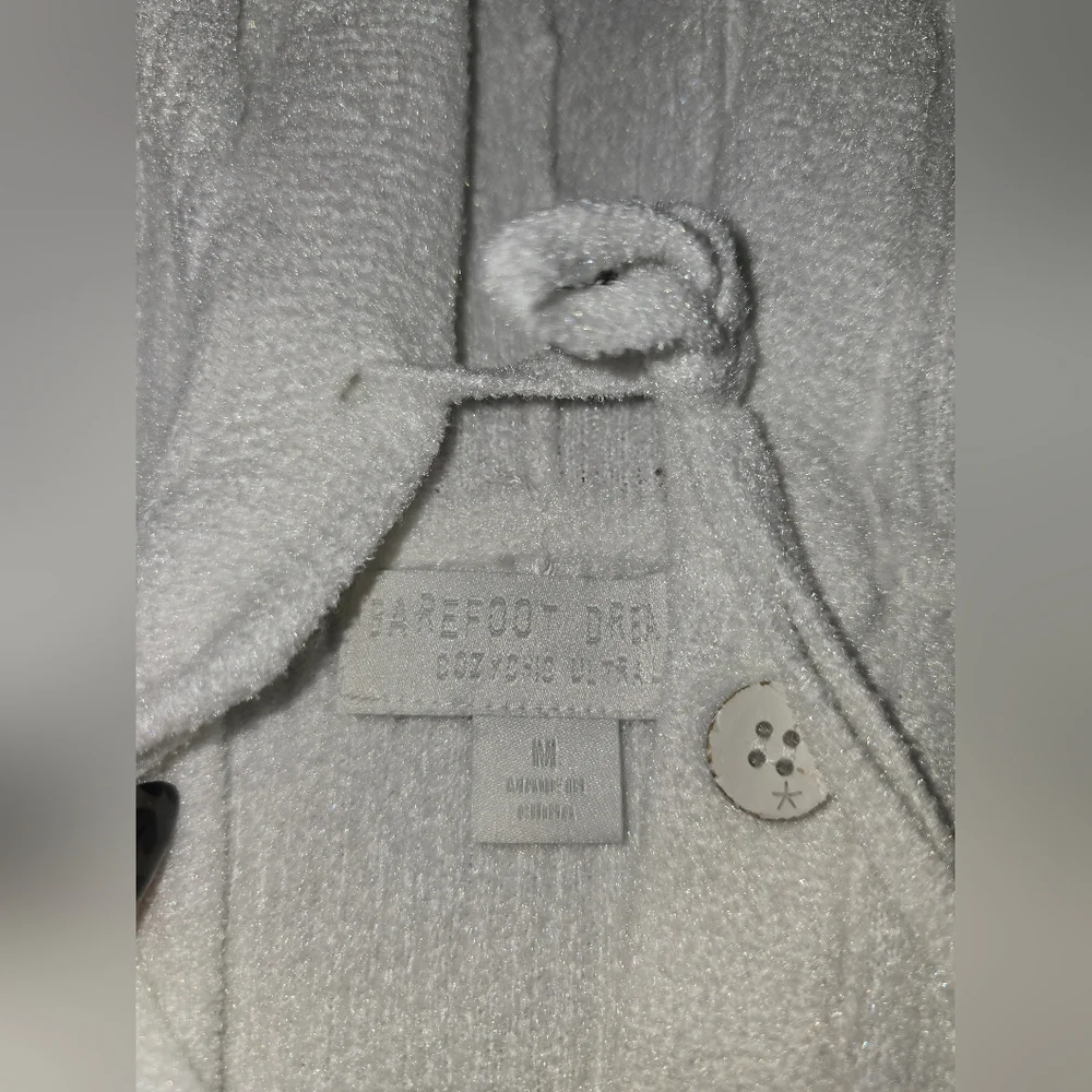 Barefoot Dreams CozyChic Lite Ribbed Hooded White Sweater Size Medium - Picture 4 of 5